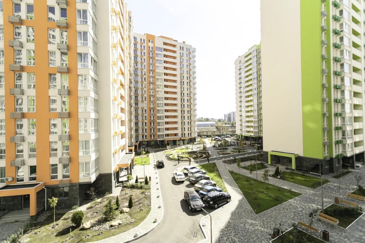 Petrovdom Apartments 78-170 In Rc Nivki Park, 67А Beresteiskyi Avenue Kiev Exterior foto